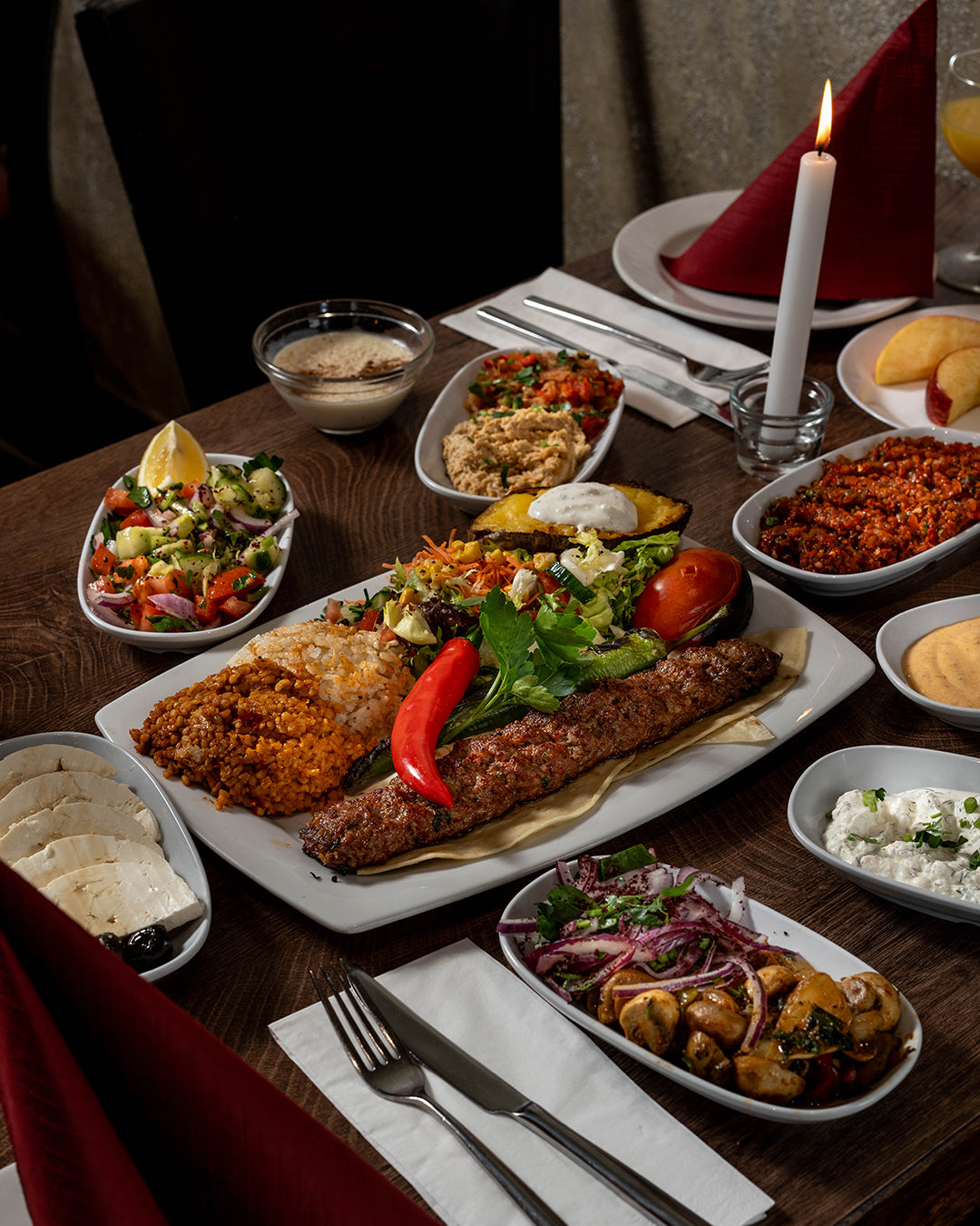 Adana Kebab Menü + Beilagen